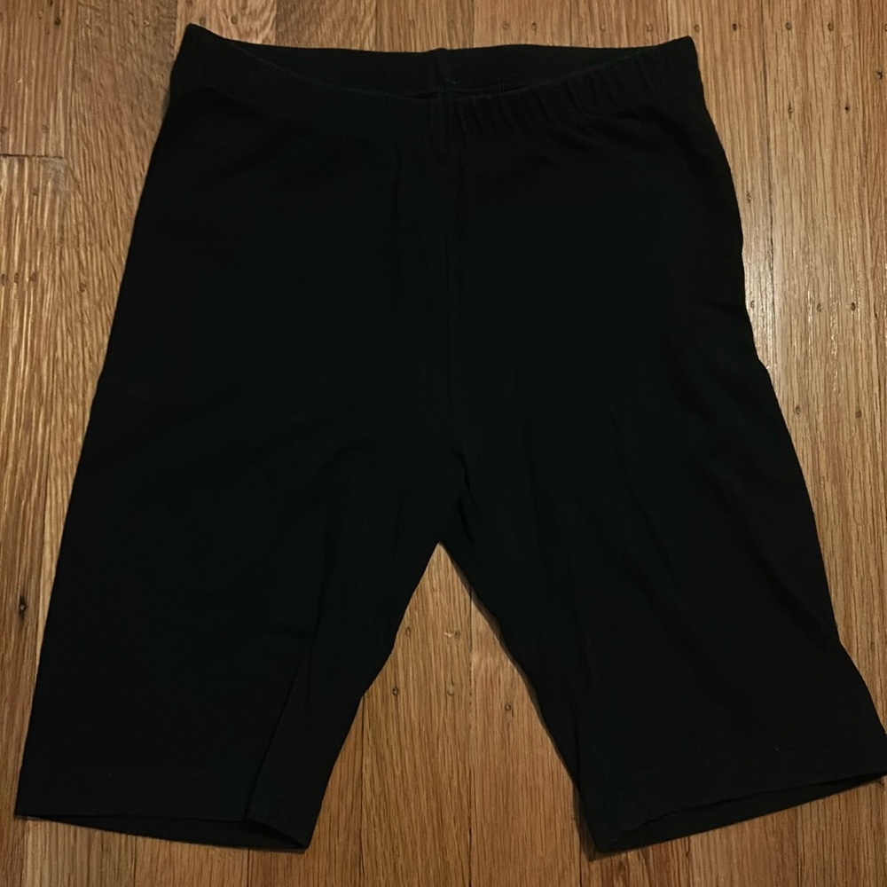 Cat & Jack black biker shorts. Size 10/12